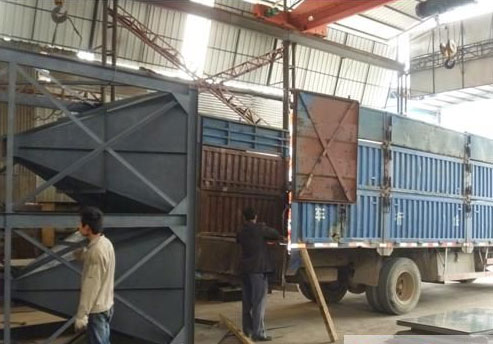 河南許昌王經(jīng)理定購(gòu)的密煉機(jī)布袋除塵器已發(fā)貨 河南許昌王經(jīng)理定購(gòu)的密煉機(jī)布袋除塵器已發(fā)貨